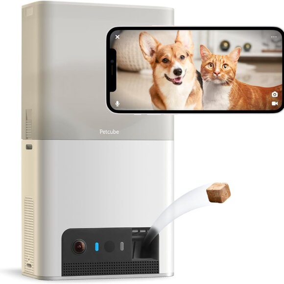 Interactive Pet Camera with Treat Dispenser | Petcube Bites 2 Lite - Picture 3 of 16